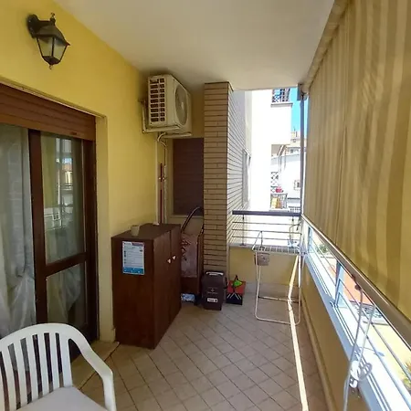 Apartment Domus Claudio Fiumicino