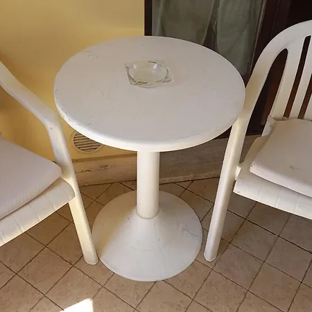 Domus Claudio Apartment *